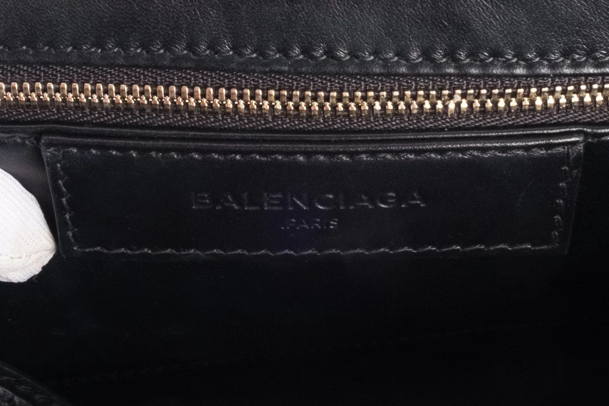 Balenciaga Burgundy Python Shoulder Bag - Image 9