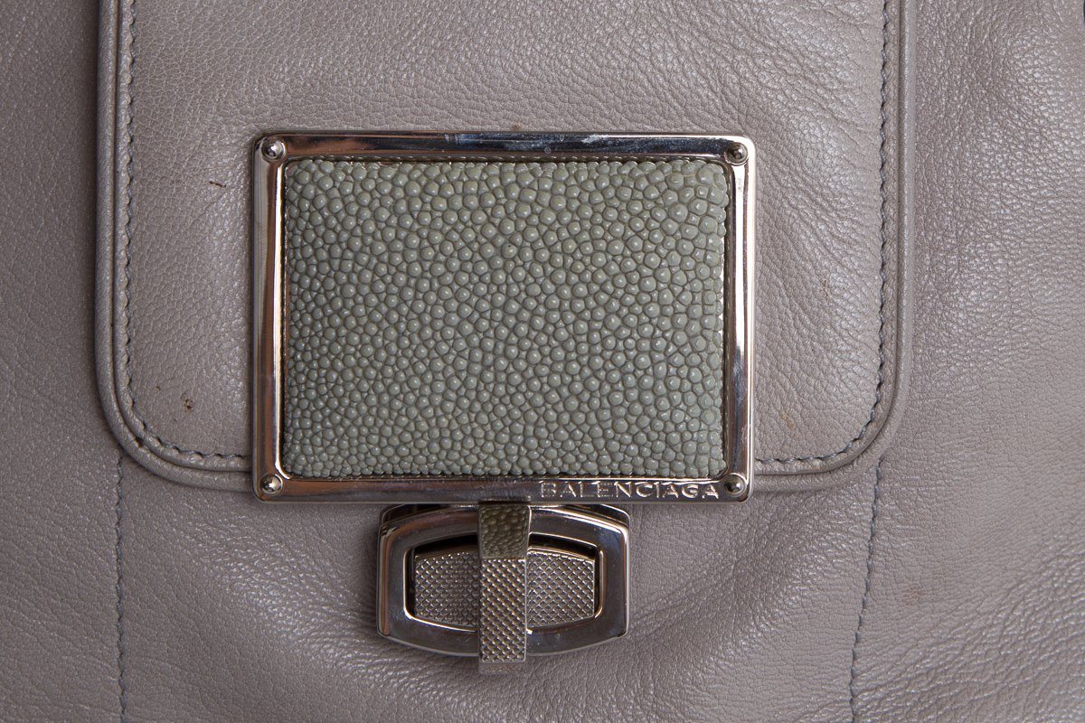Balenciaga Gray Cherche Bag - Image 9