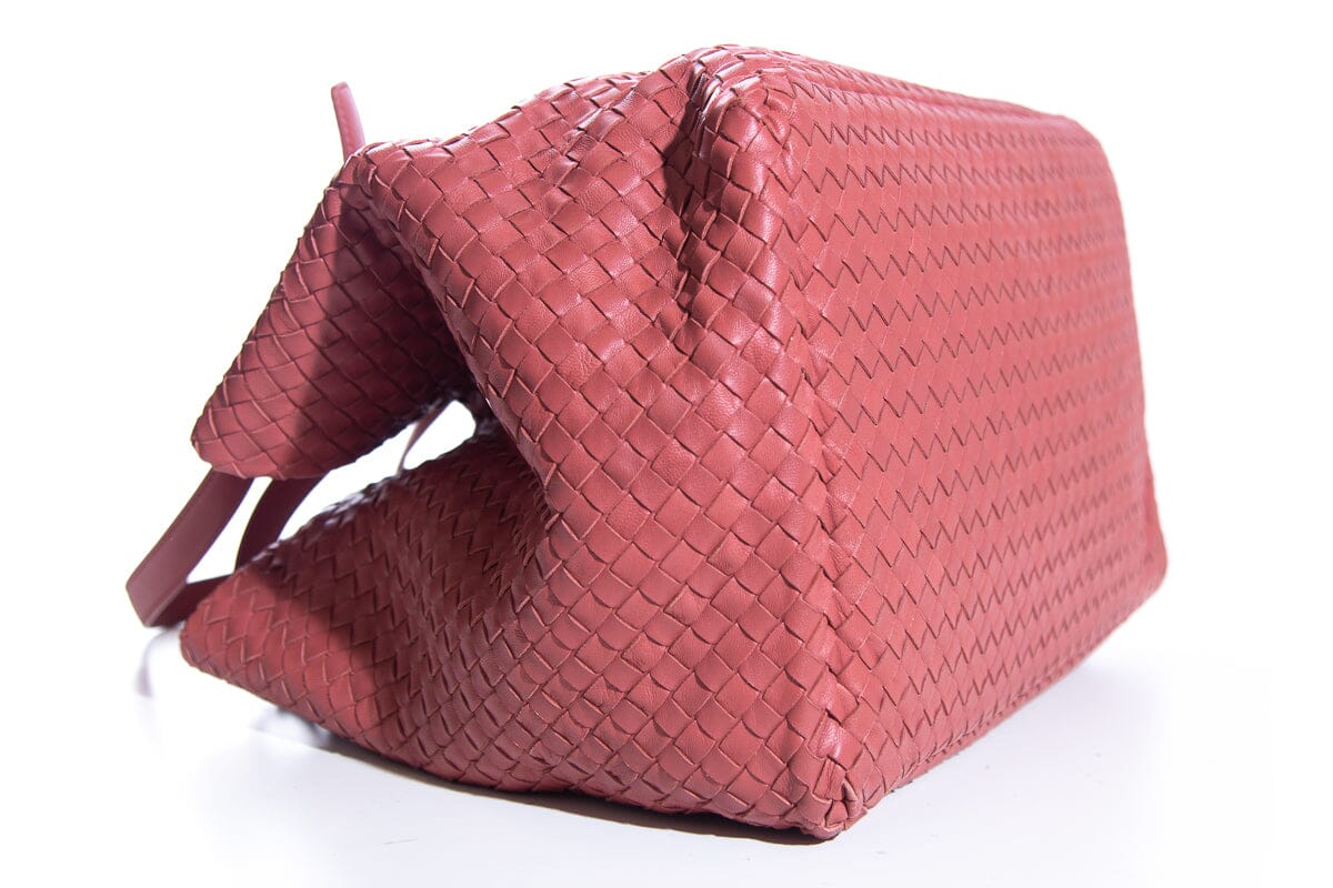 Bottega Veneta Salmon Handbag - Image 6