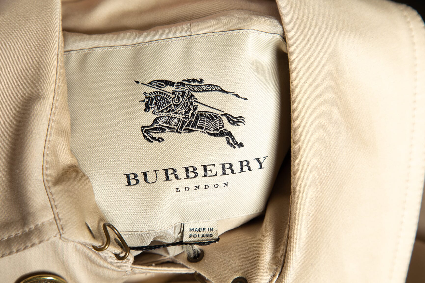 Burberry Beige Double Breasted Trench Coat SZ N/A - Image 4