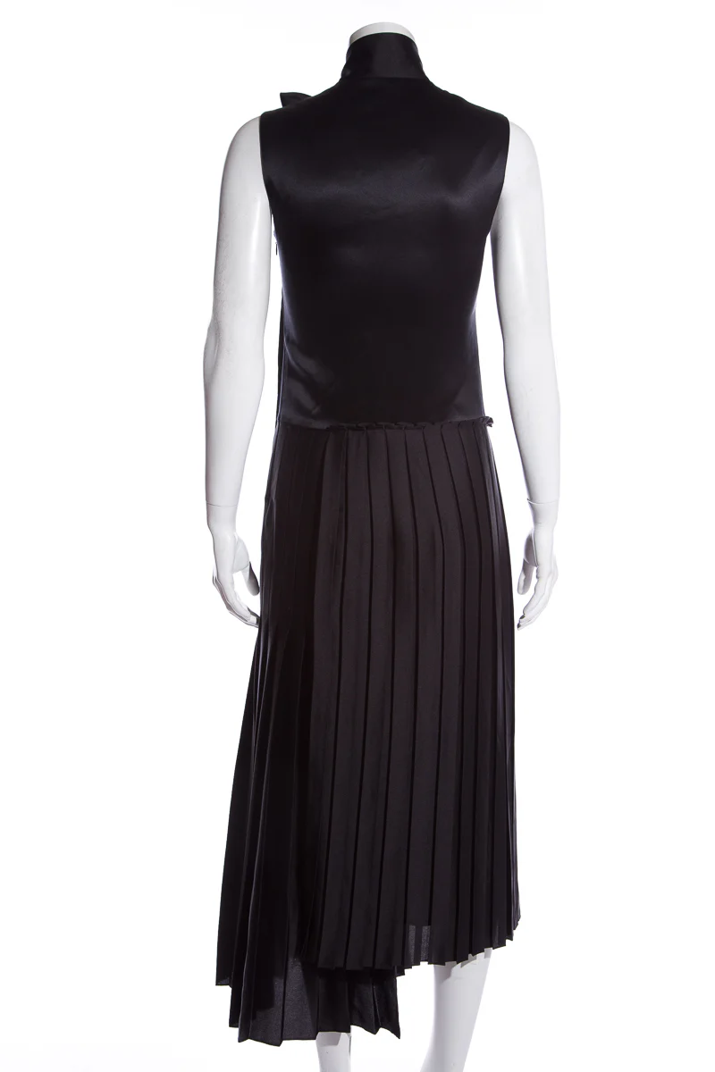 Burberry Black Satin Embellished Pleated Dress SZ 2 - Image 3