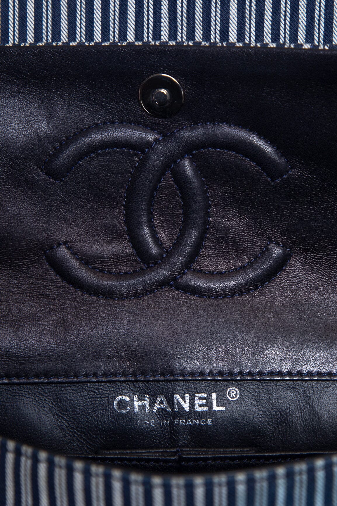 Chanel 2006/08 Navy and White Double Flap Striped Sequin Handbag - Image 6