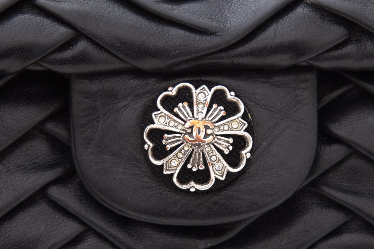 Chanel 2008 Black Lambskin Pleated Leather Single Flap Handbag - Image 6