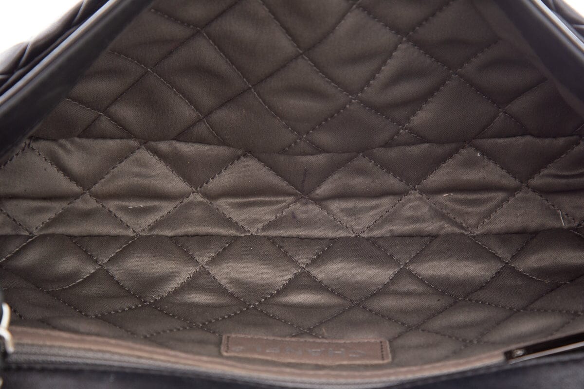 Chanel 2008 Black Lambskin Pleated Leather Single Flap Handbag - Image 7