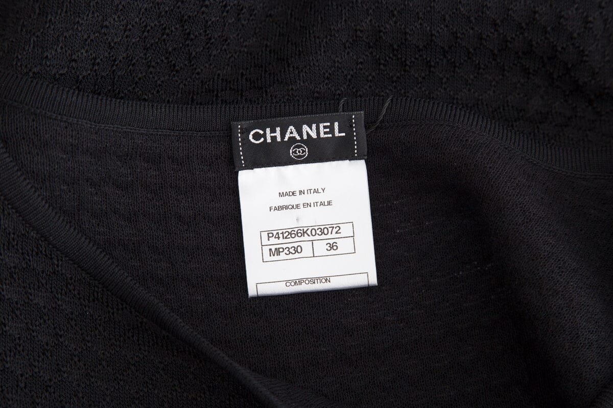 Chanel Black and White Sleeveless Blouse SZ 36 - Image 4