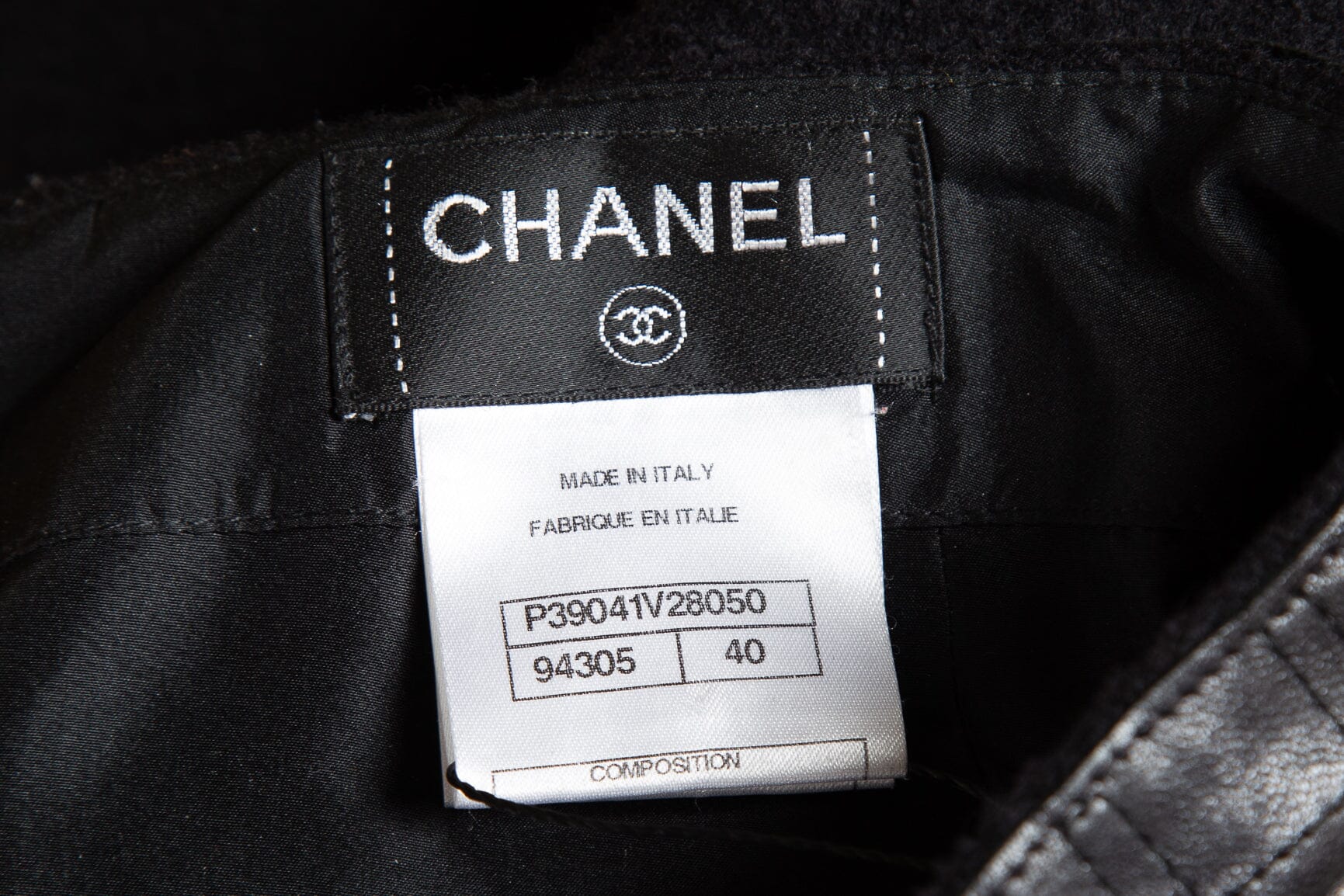 Chanel Black Wool and Lambskin Leather Skirt SZ 40 - Image 4