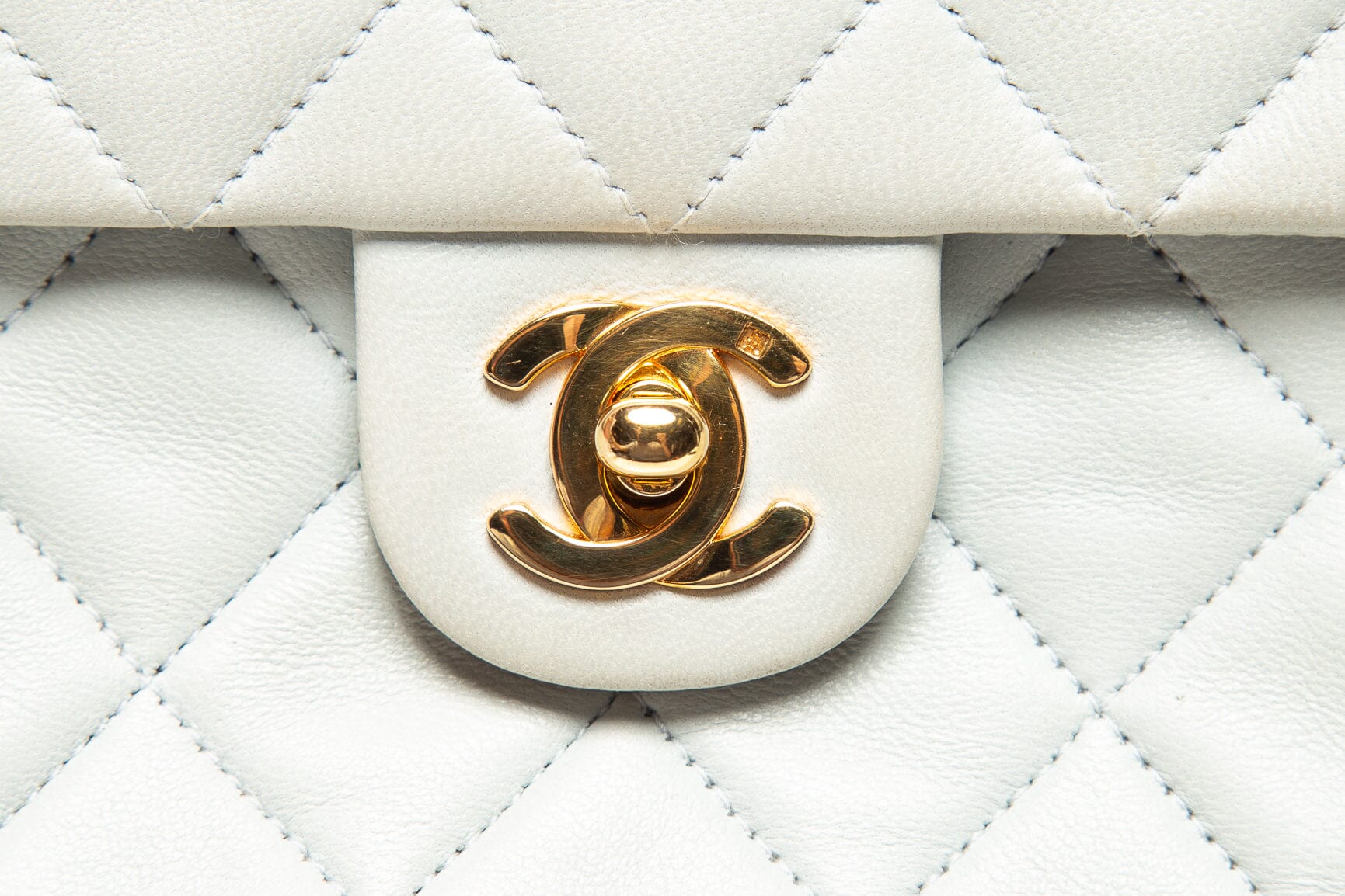 Chanel Vintage (1991-1994) Powder Blue Square Flap Shoulder Bag - Image 7