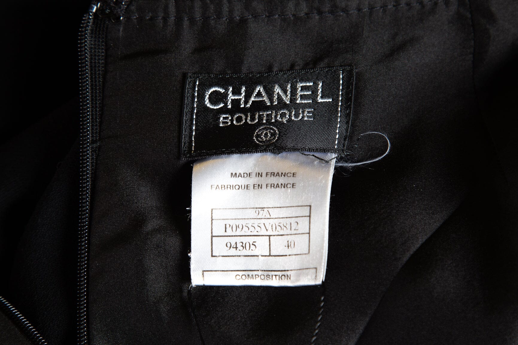 Chanel Vintage Black Pleated Detail Skirt SZ 40 - Image 4