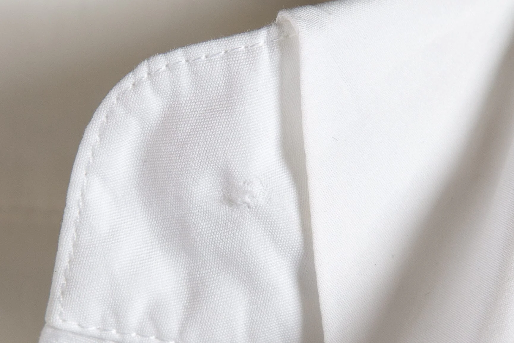 Chanel White Cropped Double Pocket Blouse SZ 34 - Image 4