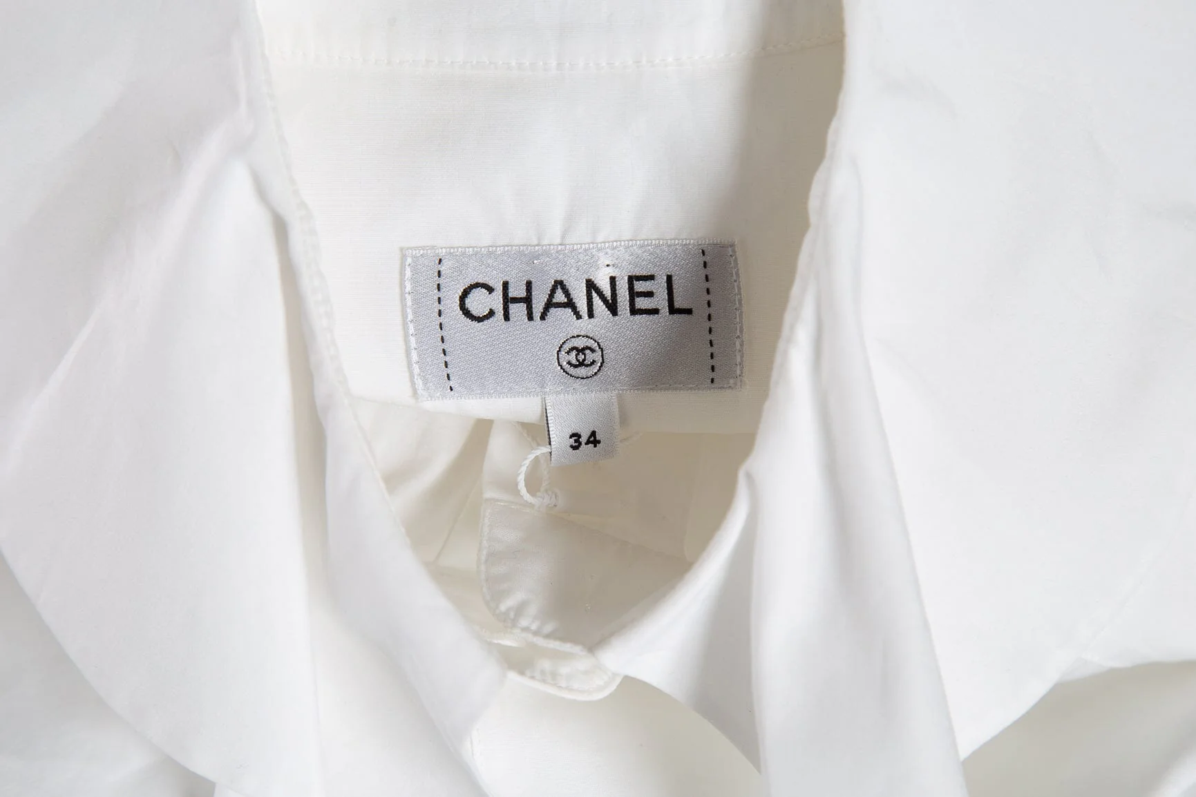 Chanel White Cropped Double Pocket Blouse SZ 34 - Image 5