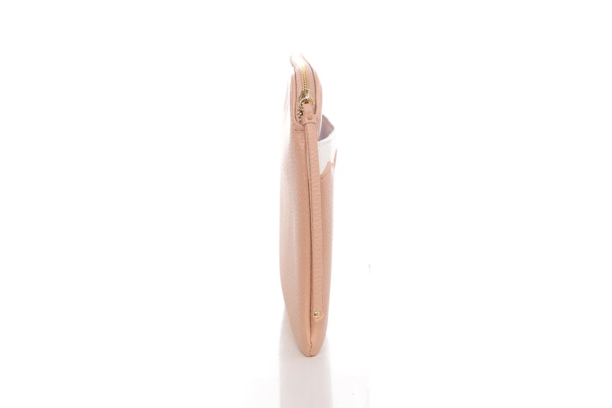 Chloe Nude & White Leather Pouch - Image 3