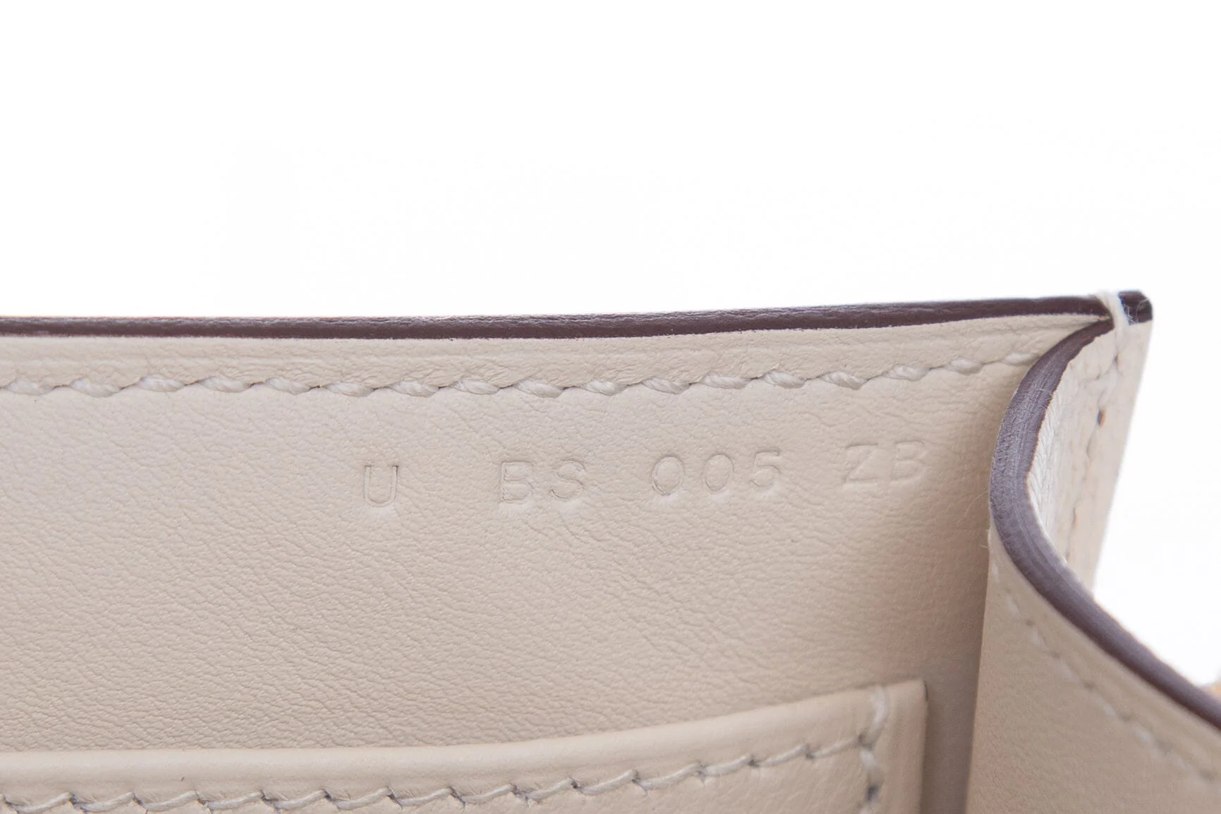 Hermès Cream Chevre Mysore Geta Handbag - Image 8