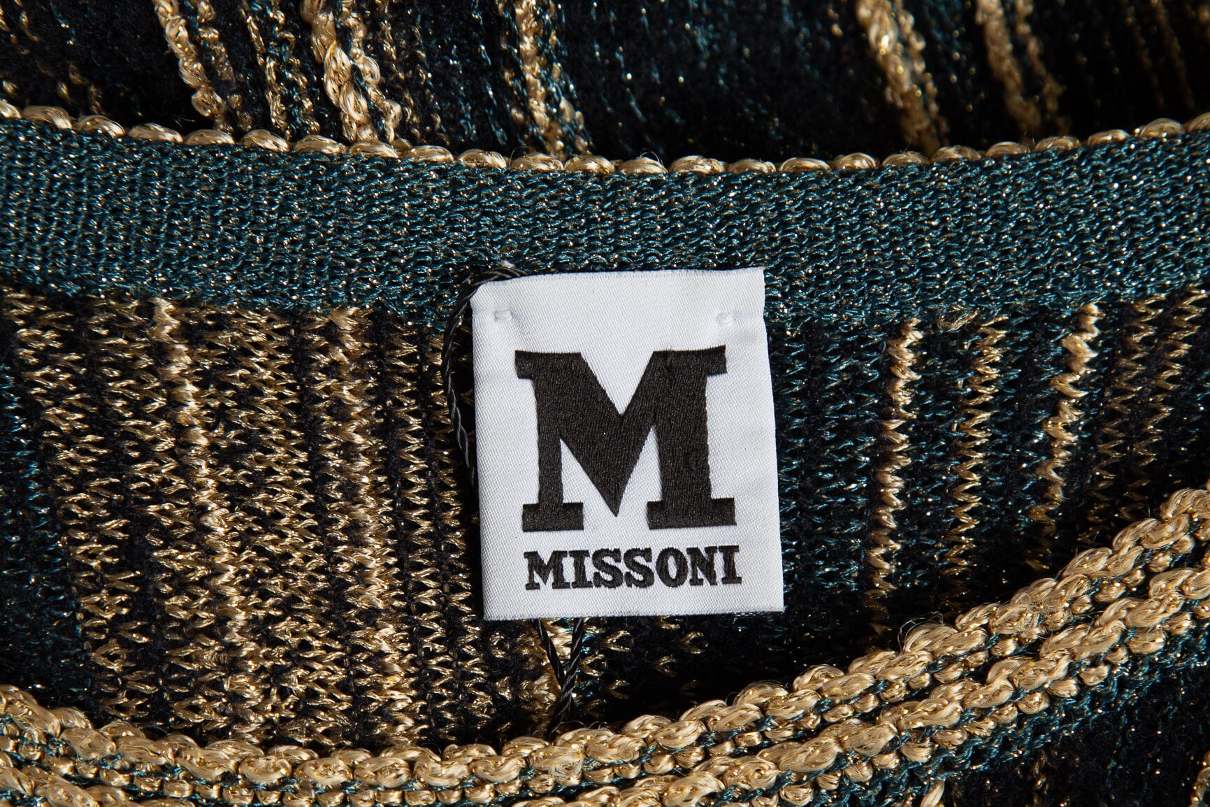 M Missoni Black and Multi Knit Sweater SZ 40 - Image 4