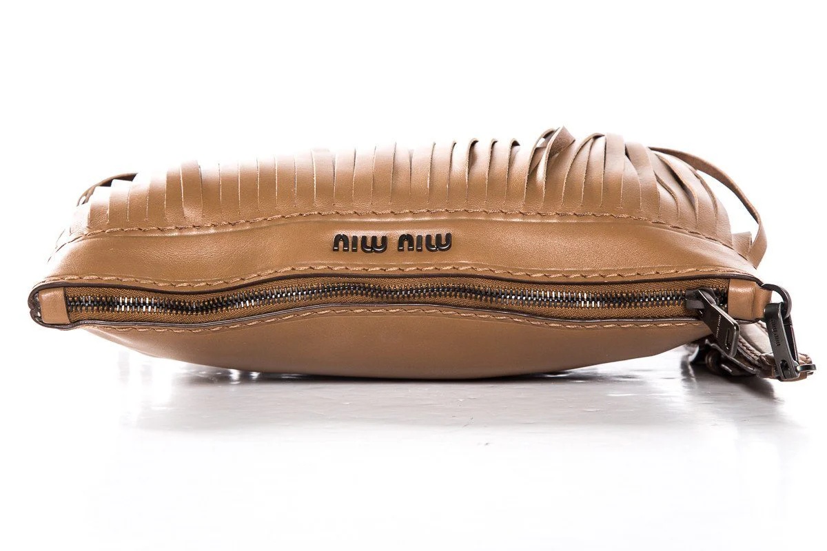Miu Miu Light Brown Fringe Detail Leather Wristlet Clutch - Image 4