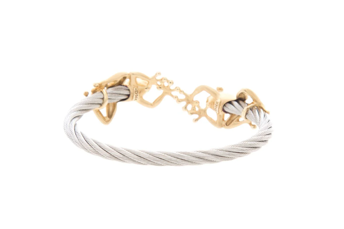 Na Hoku 14K Gold Bracelet with Double Frog Detail - Image 3