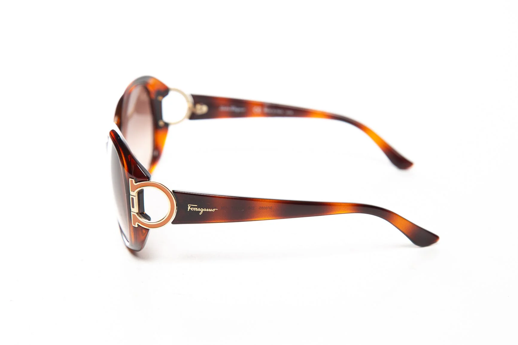 Salvatore Ferragamo Tortoise Frame SF6668S Sunglasses - Image 5